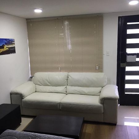 Apta Estudio Bien Ubicado Bogotá Exteriér fotografie